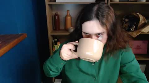 Snapshot of shy_lil chatting on 10.20.25 shy_lil online show from 10.20.25