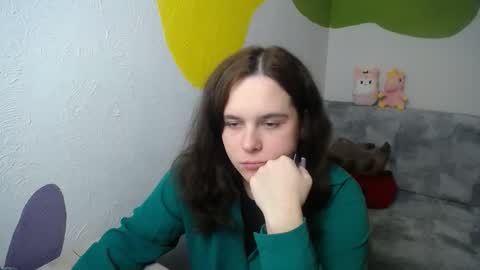 Snapshot of shy_lil chatting on 11.13.25 shy_lil online show from 11.13.25