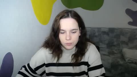 Snapshot of shy_lil chatting on 12.03.25 shy_lil online show from 12.03.25