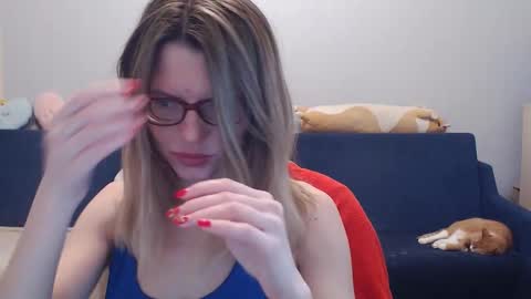 Snapshot of shy_moony chatting on 02.08.26 just Alex online show from 02.08.26