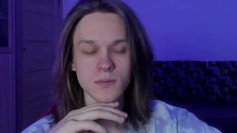 Mark online show from 11.03.25