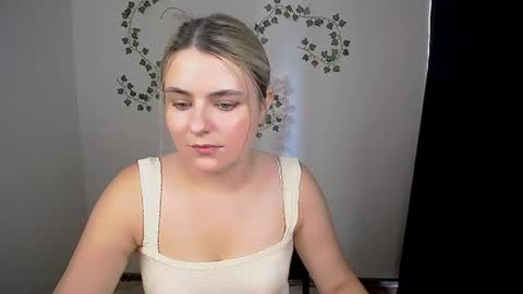 shy_sabrina_ online show from 08.04.26