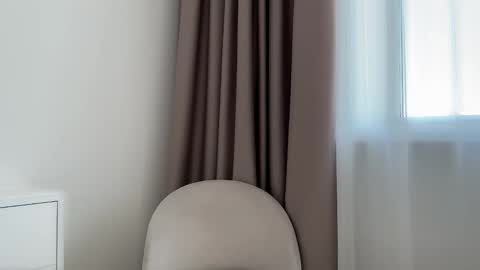 shy_schoolgirl_ online show from 02.01.26