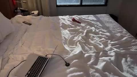 Snapshot of shyboymat69 chatting on 09.17.25 shyboymat69 online show from 09.17.25