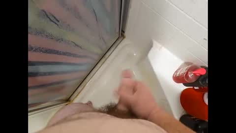 Snapshot of shyguycurious5 chatting on 12.01.25 shyguycurious5 online show from 12.01.25