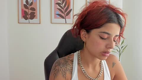 shylittlebunny online show from 01.14.25