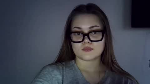 shynesssi online show from 02.09.25