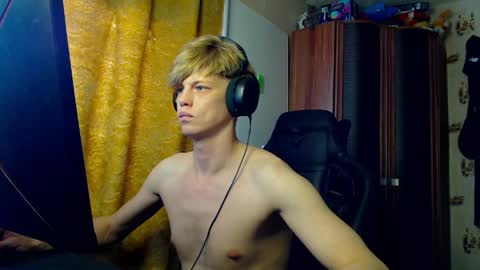 Tom and Betty online show from 04.06.26