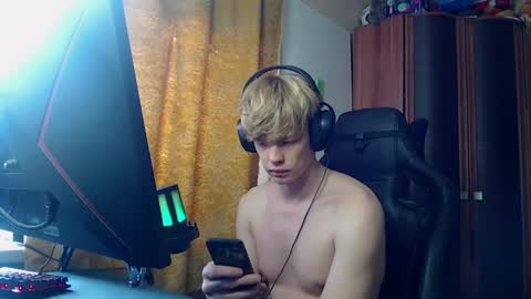 Tom and Betty online show from 04.09.26