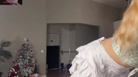 Aurora online show from 01.21.25