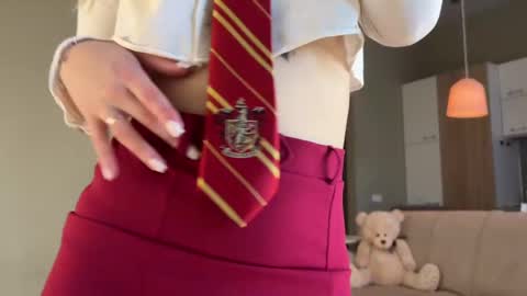 Aurora online show from 03.06.25