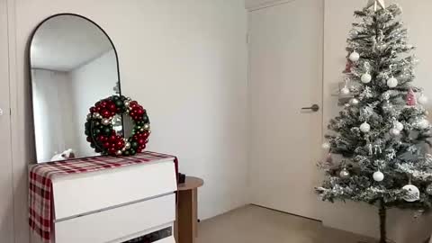 Sasha online show from 12.19.24