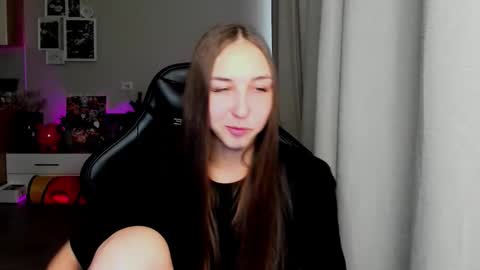 SIA online show from 09.25.25