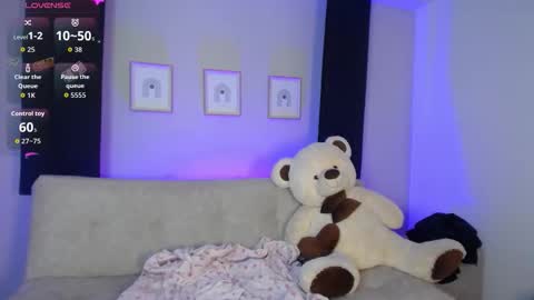 Sia online show from 11.20.25