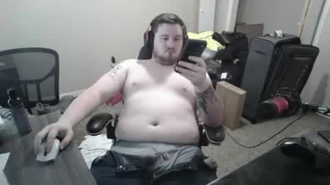 Snapshot of sideswitch chatting on 04.01.26 sideswitch online show from 04.01.26