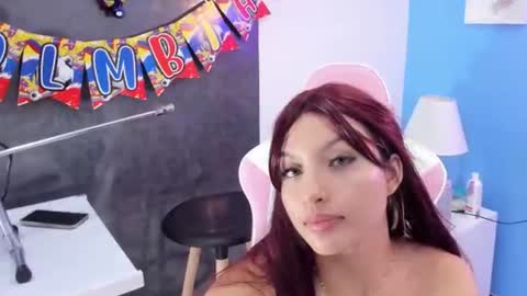 Snapshot of sidney_lux chatting on 06.22.26 Sidney online show from 06.22.26