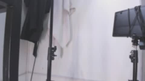 Keira online show from 10.05.25