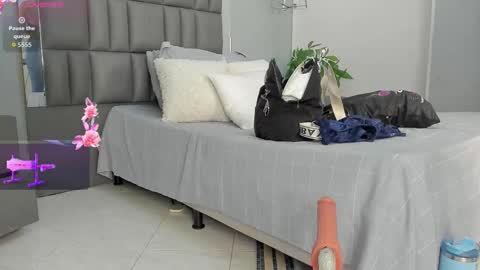 Keira online show from 01.12.26