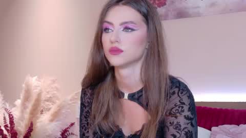 Snapshot of sienna_voss chatting on 06.21.26 sienna_voss online show from 06.21.26