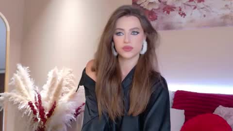 Snapshot of sienna_voss chatting on 07.03.26 sienna_voss online show from 07.03.26