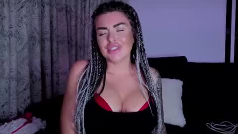 SiennaLove888 online show from 08.05.26