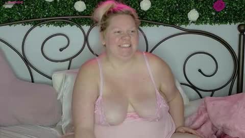 Sienna Luxx online show from 10.03.25