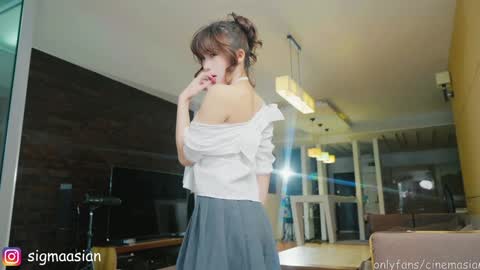 OF   instagram sigmaasian twitter sigmasian online show from 02.03.25