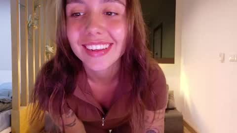 You fav Miss Si online show from 11.06.25