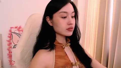 silk_ann online show from 06.12.26