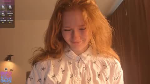 Snapshot of silkencrave chatting on 10.04.25 Call me Mia online show from 10.04.25