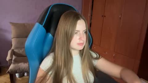 Erica online show from 06.12.26