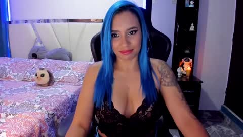   powder    online show from 01.19.25