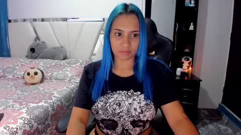   powder    online show from 01.26.25