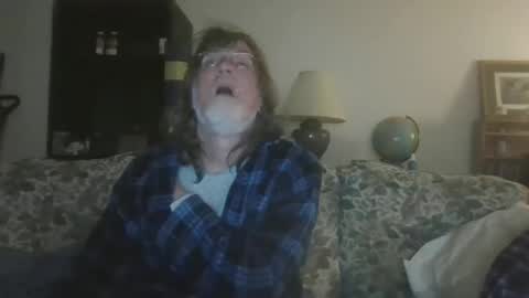 silverfunfox online show from 12.21.25