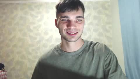 Snapshot of simbo_cool chatting on 09.28.25 Simba online show from 09.28.25