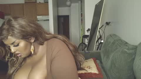 Simin Fox online show from 12.21.25