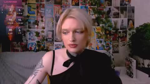 Simona online show from 10.26.25