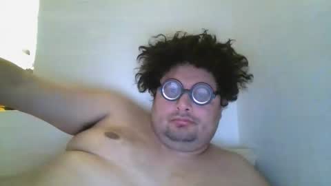 Snapshot of simonaclausen chatting on 03.24.26 Simon online show from 03.24.26