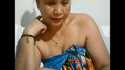 Snapshot of simplecity45 chatting on 11.16.25 Carolyn online show from 11.16.25