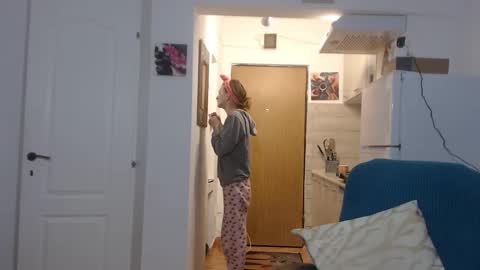 Snapshot of simyhvn chatting on 02.07.25 simyhvn online show from 02.07.25