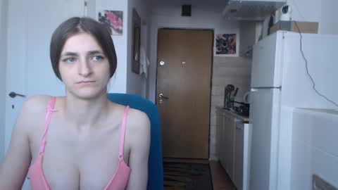 Snapshot of simyhvn chatting on 02.13.25 simyhvn online show from 02.13.25