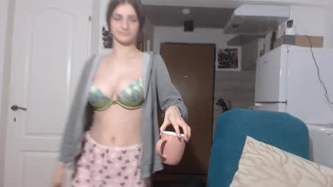 Snapshot of simyhvn chatting on 02.22.25 simyhvn online show from 02.22.25