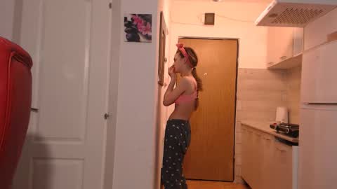 simyhvn online show from 02.17.26