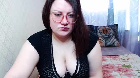 Angela online show from 01.15.25