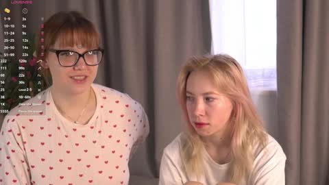 Snapshot of sinfulfairy chatting on 04.09.26 online show from 04.09.26