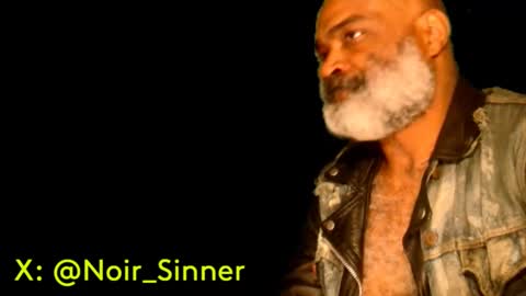 Snapshot of sinnernoir chatting on 02.21.25 My Name Is..............................John online show from 02.21.25