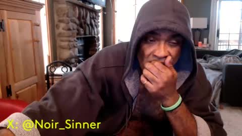 Snapshot of sinnernoir chatting on 09.30.25 My Name Is..............................John online show from 09.30.25