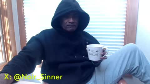 Snapshot of sinnernoir chatting on 10.03.25 My Name Is..............................John online show from 10.03.25