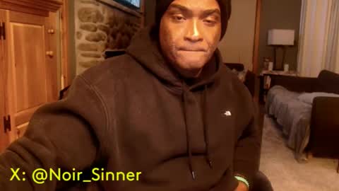 Snapshot of sinnernoir chatting on 10.29.25 My Name Is..............................John online show from 10.29.25