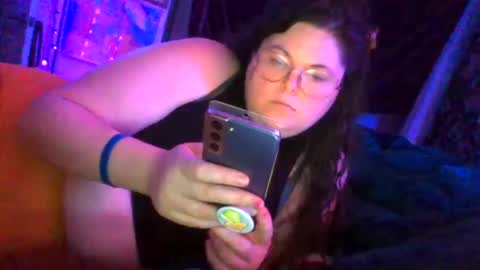 Siofra online show from 10.10.25